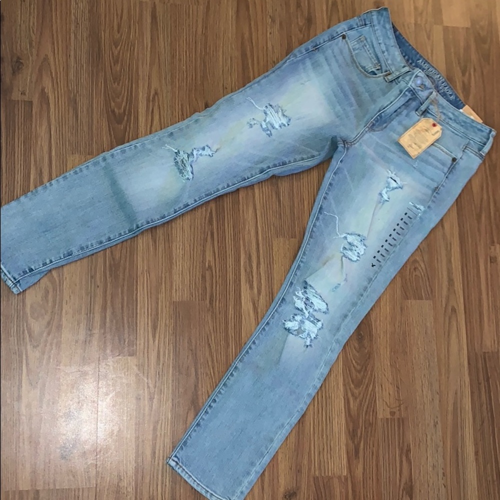 American Eagle Outfitters
